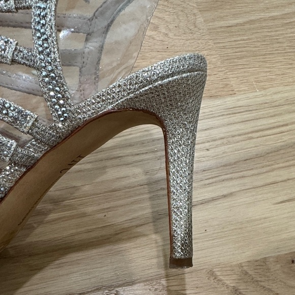 INC International Concepts Glittering Silver Heels - Picture 4 of 4